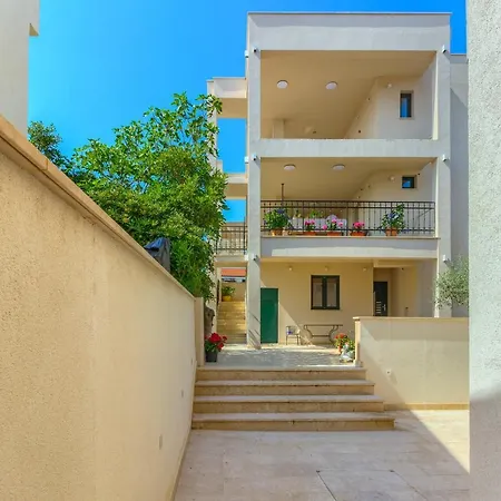Apartment Villa